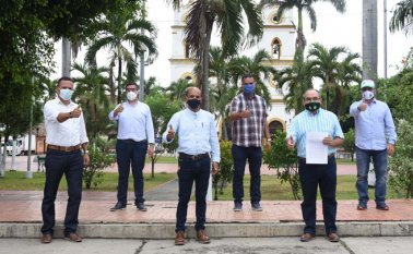 En Santiago, se hizo la firma de este acuerdo de intensión con el que los mandatarios del occidente del departamento conformarán una asociación para trabajar en conjunto por la región. Cortesía