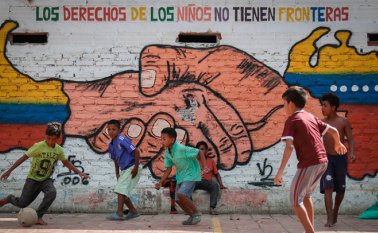 Migrantes, refugiados y ciudadanos locales en condiciones de extrema pobreza serán benficiados con la intervención de ciertas zonas de la ciudad que serán seleccionadas en la próxima fase del proyecto. Archivo La Opinión