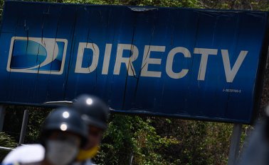 El cese de operaciones de DirecTV afecta a 6,5 millones de venezolanos. AFP