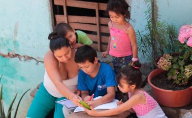 La suspensión de las clases presenciales ocasionó que 3.391 estudiantes matriculados en colegios oficiales de Bucaramanga paralizaran sus procesos formativos. Cortesía Vanguardia Liberal