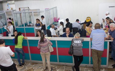 Dos plazzos para aprovechar los incentivos para el pago de impuestos de vehículos concedió la Secretaría de Hacienda Departamental, 31 de octubre y 31 de diciembre. Quienes deseen información adicional pueden pedirla a través de esta línea de  WhatsApp: 3174391292. Archivo