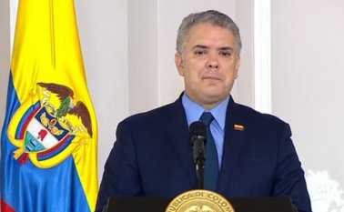Para algunos, el confinamiento de los que el presidente Iván Duque llama “nuestros abuelitos” no es otra cosa que un masivo e insólito arresto domiciliario Colprensa