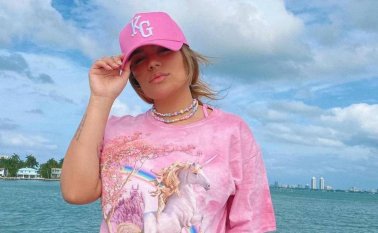 Las reacciones no se hicieron esperar y ahora Karol G es tendencia en Twitter por las críticas recibidas. Colprensa.