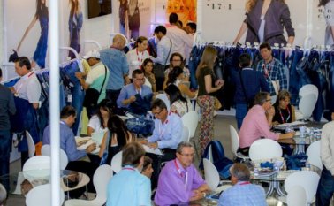 Una última ventana son las garantías, cuyos planes de entrega ya se encuentran en curso, pero no se han agotado. Archivo La Opinión