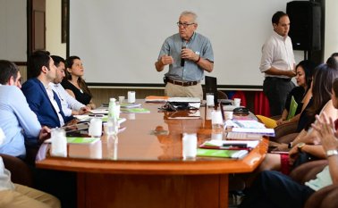 El alcalde de Cúcuta, Jairo Yáñez, destacó las iniciativas de la población civil que buscan impulsar la economía regional. Archivo / La Opinión