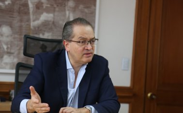 En la petición del Procurador se identifica a estos grupos con la utilización de medios y métodos de guerra ilícitos. Colprensa.