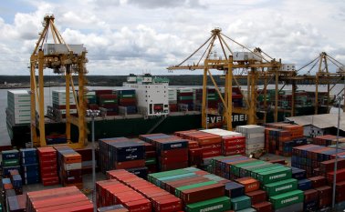 Continuará su trámite en el legislativo, para dar continuidad al comercio entre los países en cuestión. Colprensa.