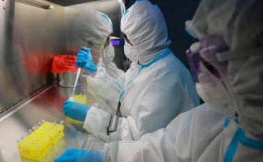En varios países se realizan investigaciones para obtener una vacuna que pueda prevenir la infección por el coronavirus. Colprensa.