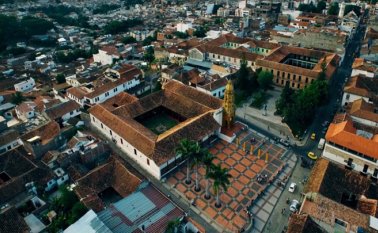 El Complejo Histórico de San Francisco requiere de un tratamiento especial debido a las entidades que funcionan en su interior. Cortesía