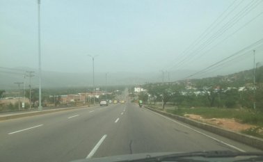 El polvo trae consigo materiales biológicos y químicos que pueden resultar dañinos a la salud respiratoria. Archivo