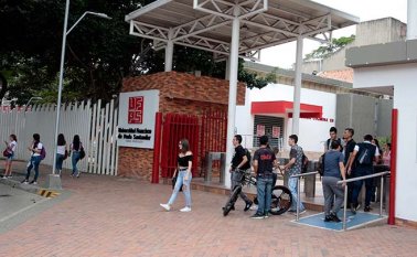 Los estudiantes que no se estén beneficiando de otro subsidio y que sean de escasos recursos serán los que tendrán esta ayuda. Mario Caicedo