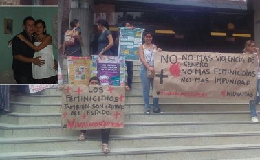 En medio de Protestas, los familiares de la víctima exigieron que no vuelvan a ocurrir estos sangrientos hechos. Archivo / La Opinión