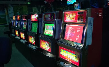 Máquinas tragamonedas en un casino. Colprensa