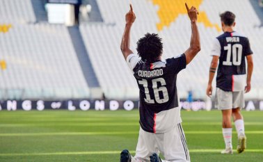 Juan Guillermo Cuadrado puso el marcado 2-0 en el minuto 29. Tomada de Twitter @juventusfces