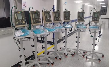 Ventiladores para la Unidad de Cuidados Intensivos. Colprensa