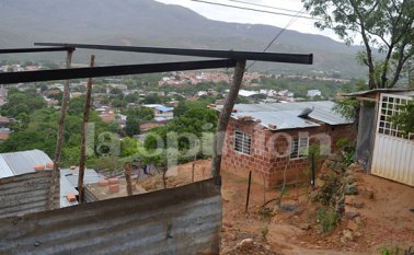 En total, fueron cinco viviendas las cuales quedaron desoladas tras las amenazas de muerte. La Opinión