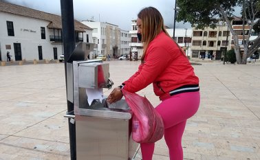 En el parque Águeda Gallardo fue instalado uno de los lavamos. Roberto Ospino