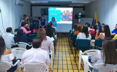 A través de las Alcaldías se buscará que todas estas personas puedan acceder a cobrar su auxilio generado por el Gobierno Nacional debido a su vulnerabilidad. Archivo