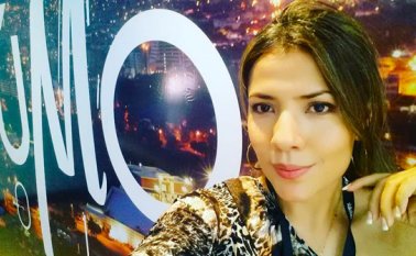 15 años lleva de dictar clases de etiqueta y glamour y presentando eventos. Cortesía