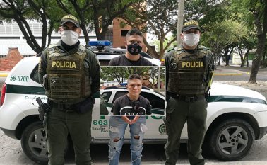 Johan Ricardo Moreno Báez, alias Care Vieja, fue capturado por la Policía Metropolitana de Cúcuta, señalado de cometer el homicidio.
Policía