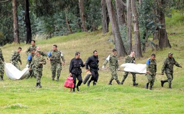 A la zona de la matanza llegaron tropas de la Brigada 23 del Ejército Nacional para apoyar a la Policía Nacional. Colprensa