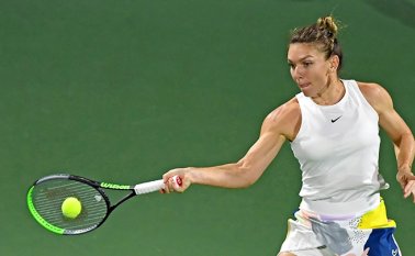 Simona Halep número dos mundial, se suma a la australiana Ashleig Barty, número uno, en confirmar su ausencia del máximo torneo de tenis en Estados Unidos. AFP