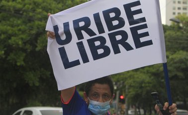 Caravana de apoyo al ex senador y ex presidente Alvaro Uribe Vélez. Colprensa