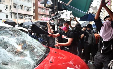 "Desde enero a julio, 5.797 personas fueron detenidas y enjuiciadas", dijo el jueves la fiscalía popular suprema en su página web. AFP