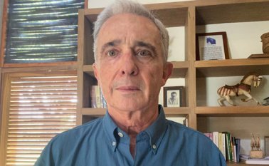 El expresidente Álvaro Uribe Vélez cobijado por medida de asesguramiento se encuentra en su finca del Ubérrimo. Colprensa