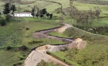 Abrieron más de 500 metros de vía en el sector de Pachacual.  Cortesía Corponor