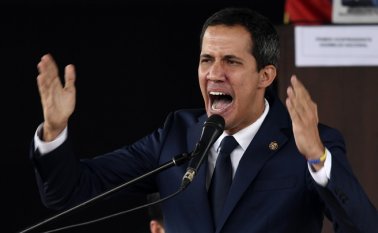 Juan Guaidó destacó la necesidad de "construir puentes" y "establecer garantías", además dejó la "puerta abierta" a que otros sectores se unan al pacto unitario. AFP