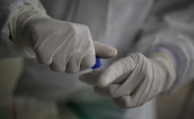 El Estado no solo está autorizado para hacer las inversiones necesarias, sino jurídicamente obligado a hacerlo por su responsabilidad de proteger los derechos a la vida y la salud. Colprensa