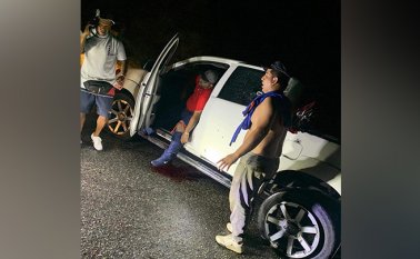 La camioneta en la que viajaban las víctimas fue impactada en al menos 25 oportunidades. Cortesía