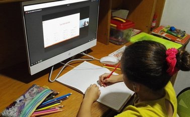 El sistema de escuela en casa no ha sido eficiente del todo para diferentes municipios del departamento, pero es lo que educadores y padres consideran más seguro para sus hijos. Archivo / La Opinión