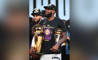 LeBron James acumula en su historial cuatro campeonatos. AFP