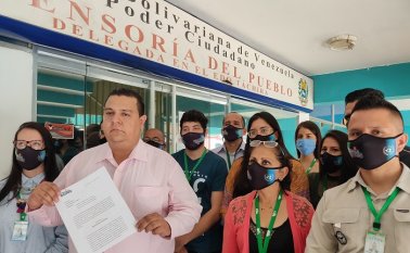 El director general de FundaRedes explicó que, desde el inicio de la pandemia, han recibido denuncias sobre la extorsión de las FARC y el ELN. Cortesía