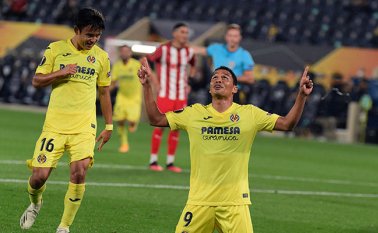 Carlos Bacca anotó un gol y falló un penal en la victoria del Villareal 5-3 ante Sivasspor de Turquía. AFP