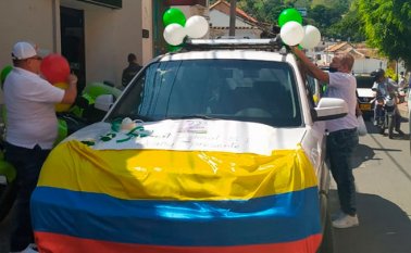 La movilización contó con la vigilancia de la Policía Nacional y el acompañamiento de la
Defensoría Regional del Pueblo. Cortesía