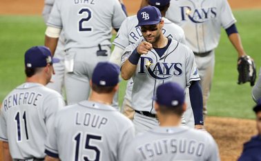 En el segundo partido, los Rays de Tampa vencieron 6-4 a los Dodgers de Los Ángeles. AFP