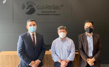 Presidente ejecutivo de la Cámara de Comercio, Sergio  Entrena con Mario Cajiao, vicepresidente de planeación y asuntos corporativos de Corferias y Martín Camargo, director de arquitectura e infraestructura. Cortesía Cámara de Comercio de Cúcuta