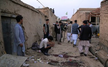 Un empleado del centro confirmó que la explosión había ocurrido en el estacionamiento del centro. AFP