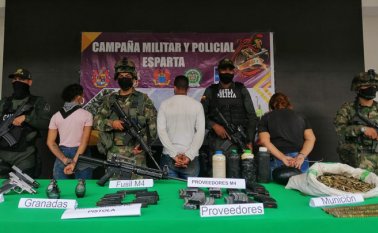 Los detenidos son Jahir Julianny Ramírez Montes, Walter Eliécer Quintero Suescún y Yorgelis María Vera Parrada. Cortesia