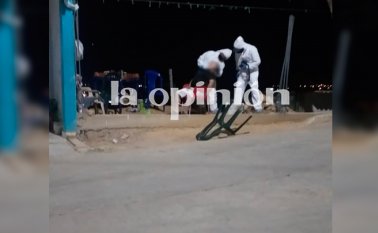 Miembros de la Brinho adelantaron la inspección y el levantamiento del cadáver. La Opinión