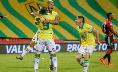 John Pérez marcó al minuto 83 el tanto que le dio la victoria al Bucaramanga. Dimayor