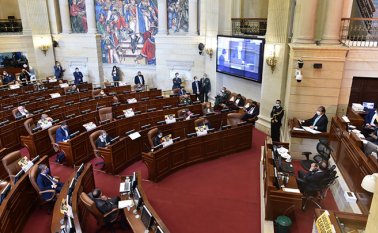 El marco jurídico beneficiará a los colombianos en el exterior, a los connacionales retornados y a los extranjeros en Colombia. Colprensa