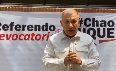 El congresista promueve el la etiqueta #ChaoDuque en las redes sociales. Captura de video de Twitter