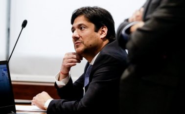 La suspensión del reconocimiento deportivo para el Cúcuta y la multa contra José Augusto Cadena fueron anunciadas por el ministro Ernesto Lucena. Archivo/La Opinión