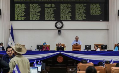 Legisladores nicaragüenses durante la discusión de la Ley Especial de Delitos Cibernéticos en el Congreso de Nicaragua. AFP
