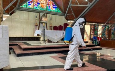Los lugares de culto fueron sometidos a un concienzudo proceso de desinfección. Cortesía
