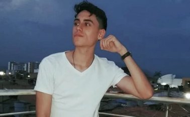 Sebastián Gómez es compositor de música pop, rap y rock. Tomada de Instagram